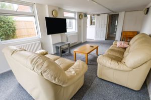 Photo 19- click for photo gallery